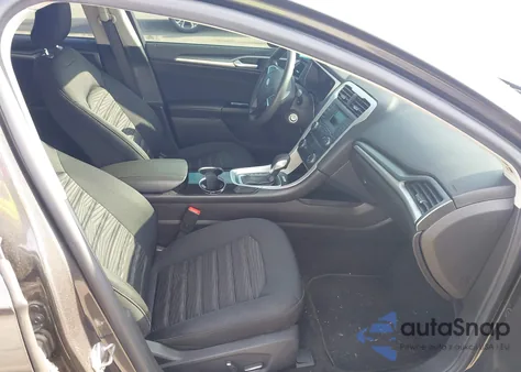 2016 Ford Fusion Se z USA, uszkodzony, nr VIN 3FA6P0H71GR304431